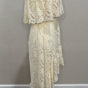 EUC ELON STRAPLESS LACE DRESS